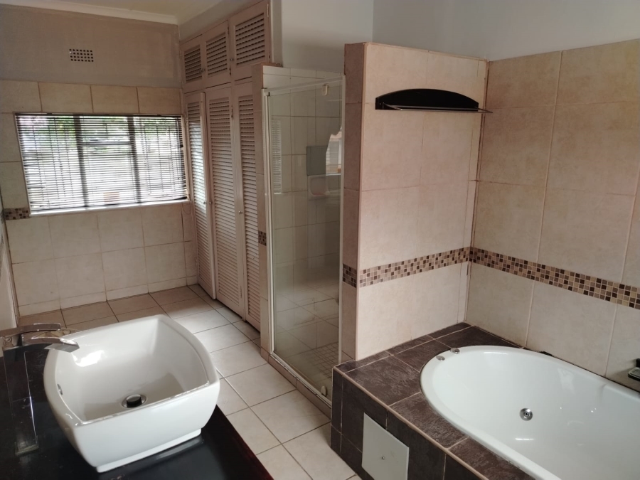 4 Bedroom Property for Sale in Bodorp North West